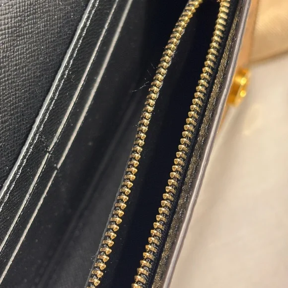 Louis Vuitton Reverse Book Woc Sold - Picture 11 of 16